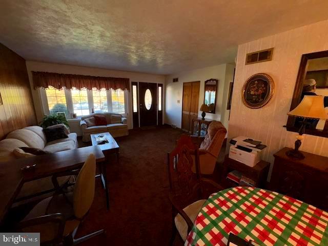 816 Wilson Road Wilmington, DE 19803 - Photo 6 of 20 a living room with furniture and a large window