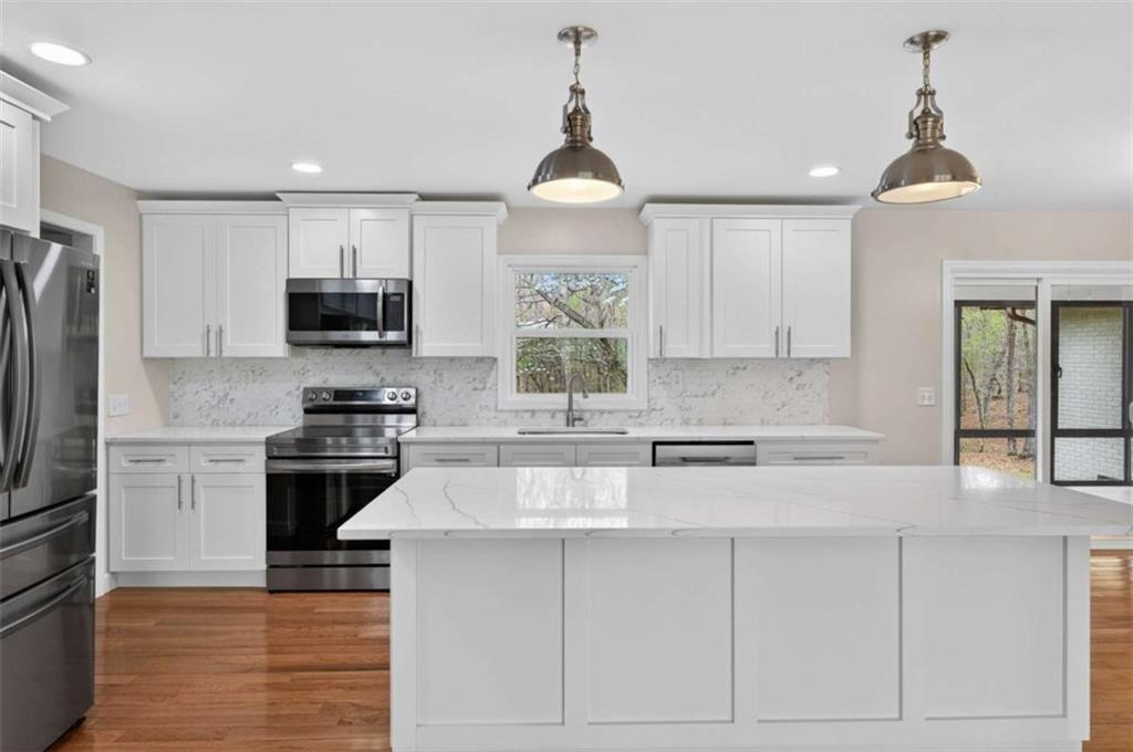 672 Cooley Woods Road Cleveland, GA 30528 - Photo 11 of 44