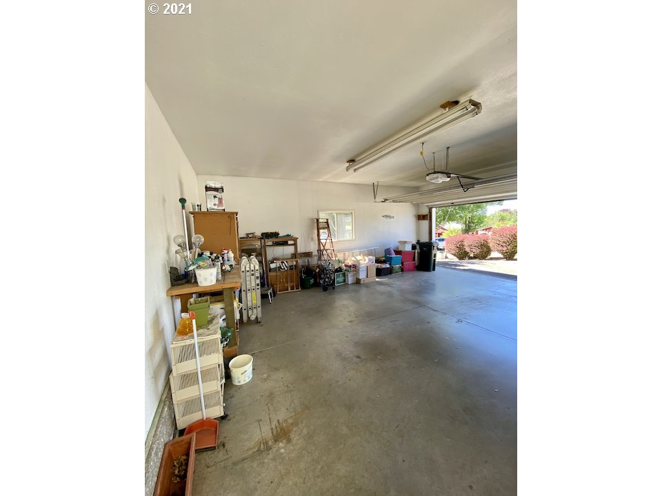 5986 Kalmia Lane Springfield, OR 97478 - Photo 23 of 25