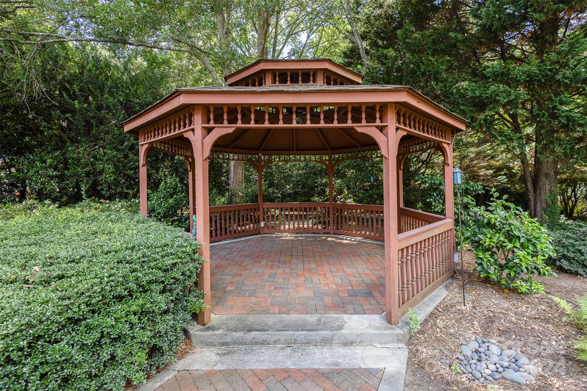 3524 Highview Road Charlotte, NC 28210 - Photo 31 of 34 a view of a house with backyard and sitting area