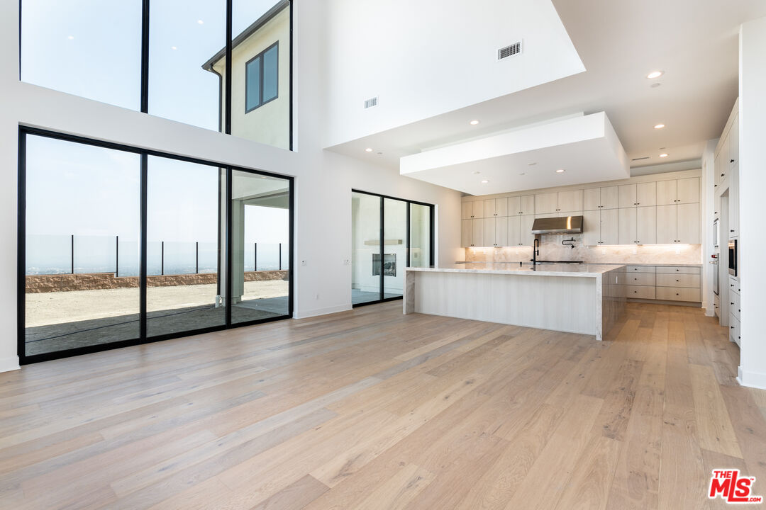 11770 Hillsborough Lane Porter Ranch, CA 91326 - Photo 15 of 57