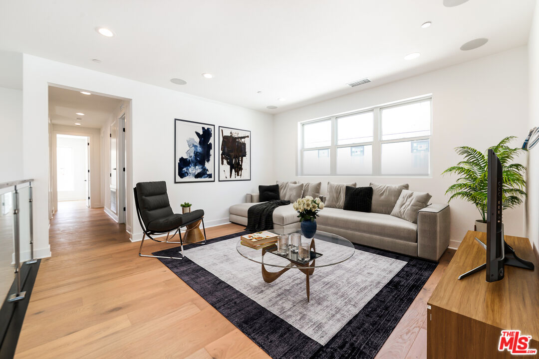 11770 Hillsborough Lane Porter Ranch, CA 91326 - Photo 26 of 57