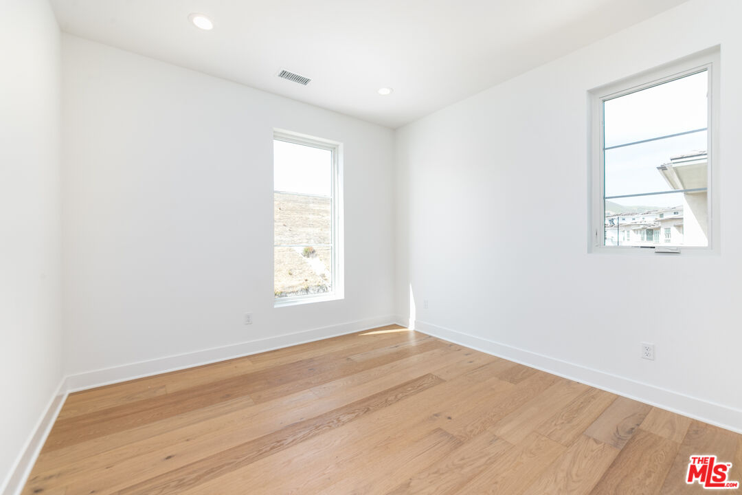 11770 Hillsborough Lane Porter Ranch, CA 91326 - Photo 47 of 57