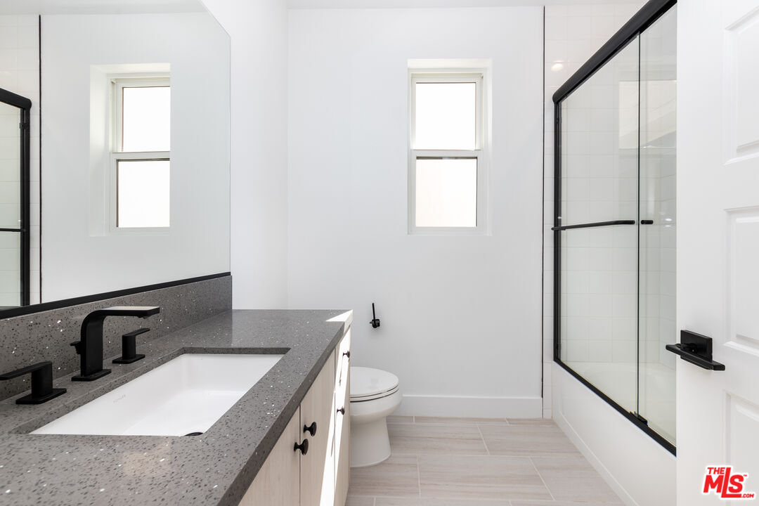 11770 Hillsborough Lane Porter Ranch, CA 91326 - Photo 48 of 57