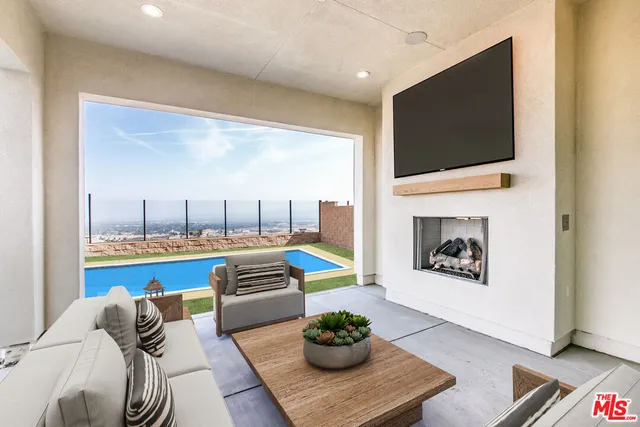 $3,250,000 | 11770 Hillsborough Lane, Porter Ranch, CA 91326