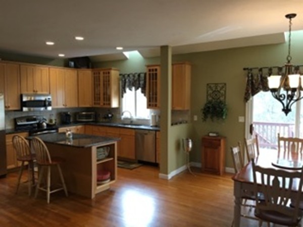 8 Weagle Farm Road Shrewsbury, MA 01545 - Photo 3 of 25 Gallery Image 3