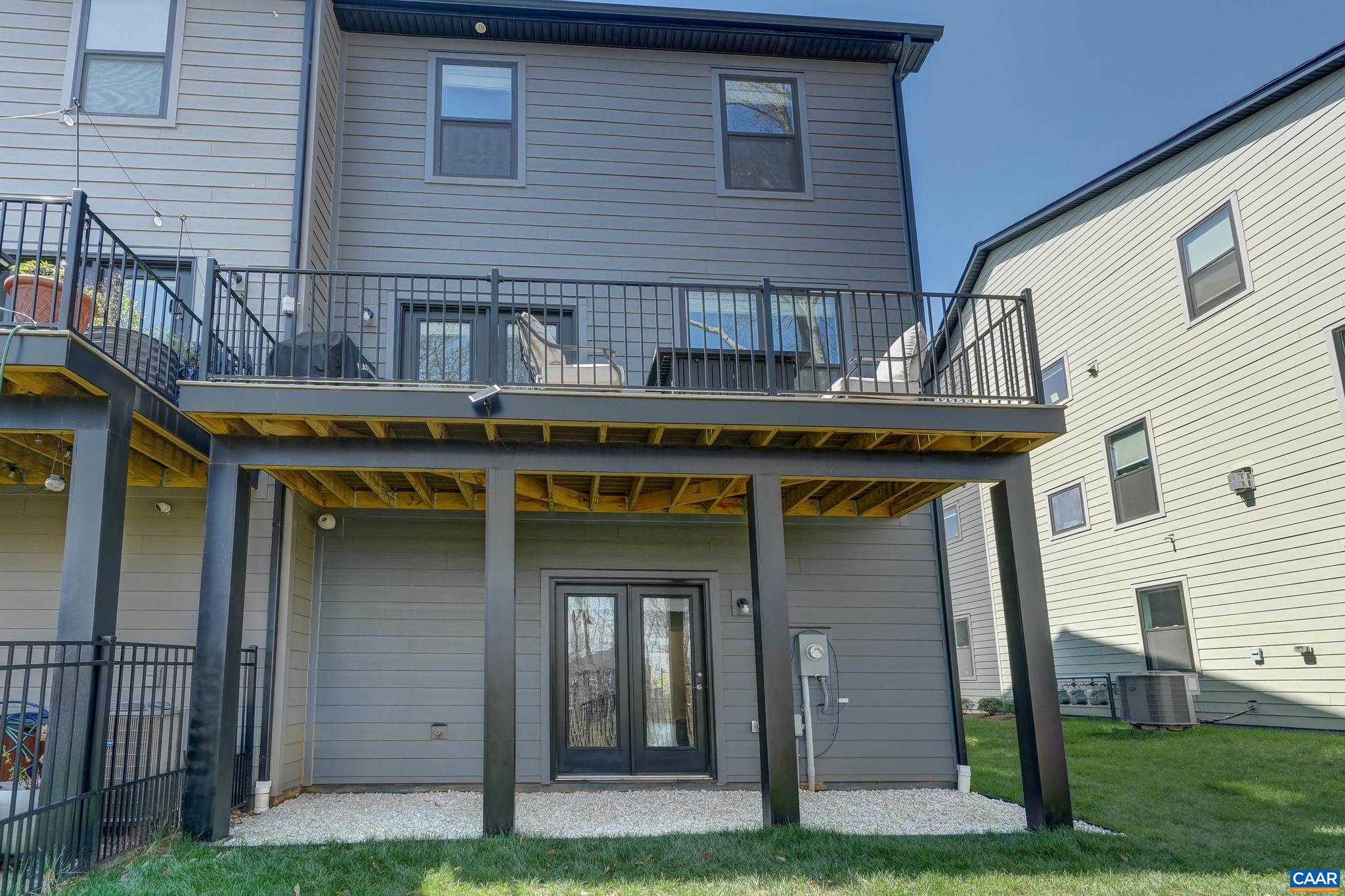 1816 Fowler Street Charlottesville, VA 22901 - Photo 48 of 51 a front view of a house with garden