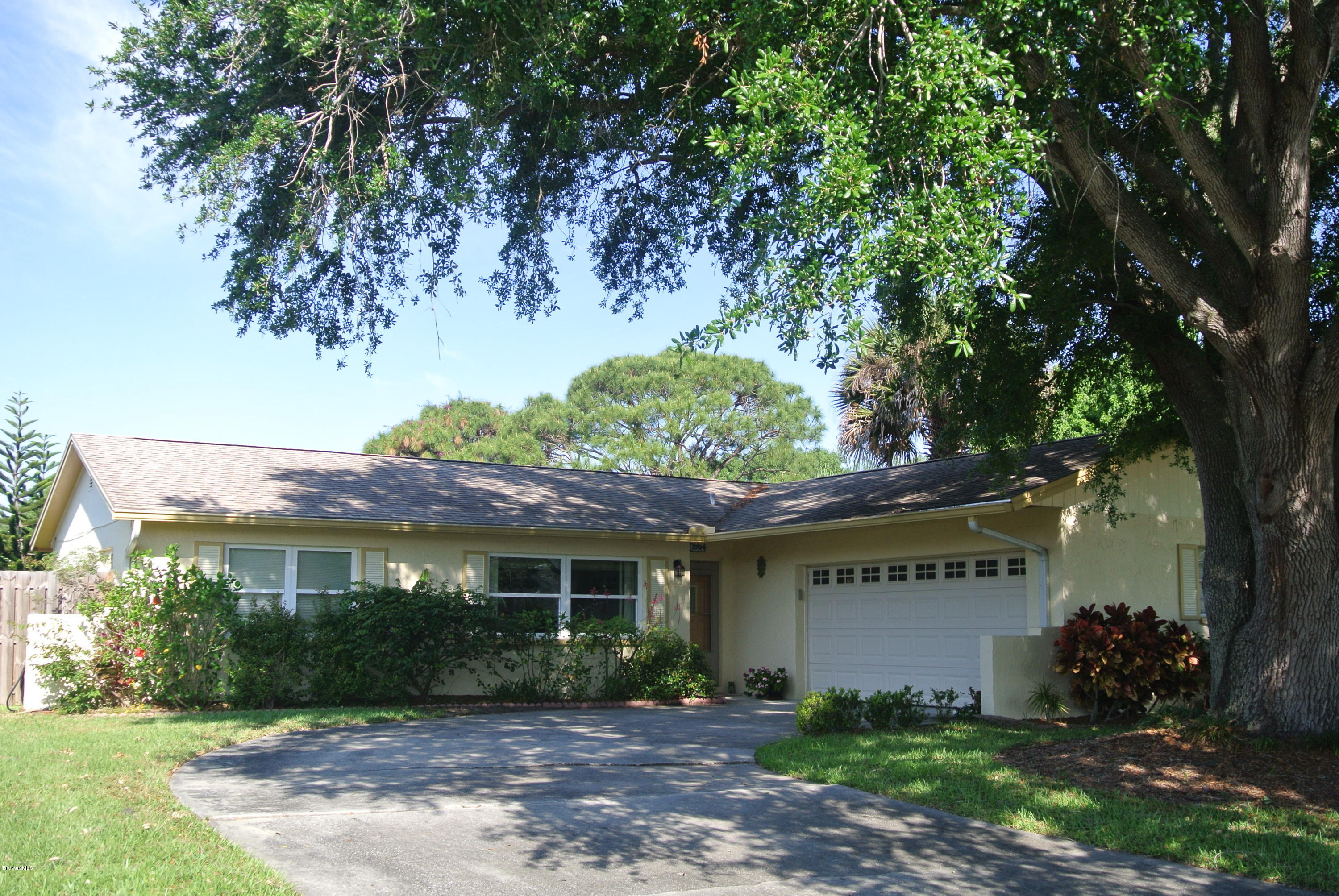 2704 Reed Avenue Melbourne, FL 32901 - Photo 1 of 13 2704 REED