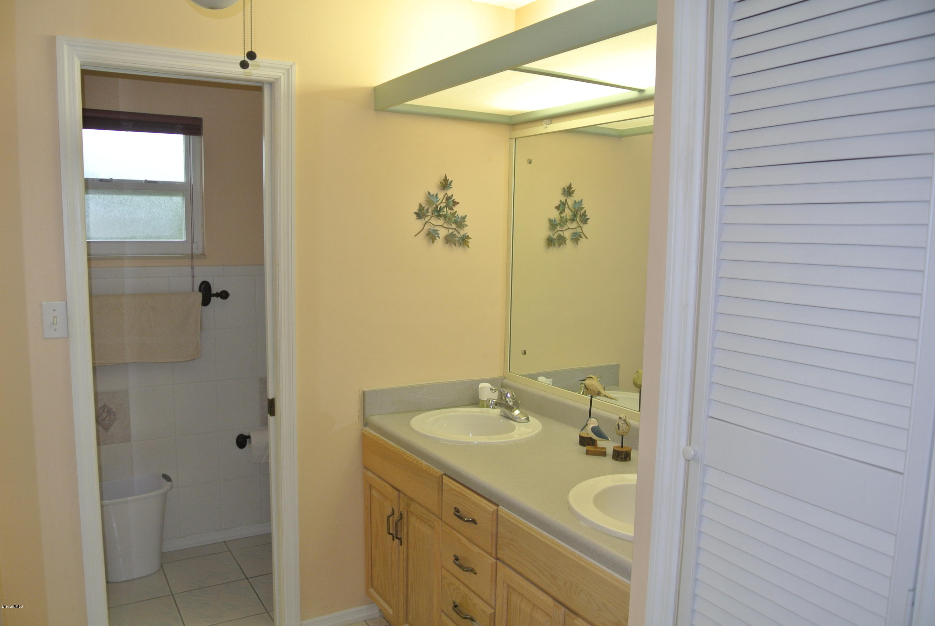 2704 Reed Avenue Melbourne, FL 32901 - Photo 8 of 13 MASTER BATH