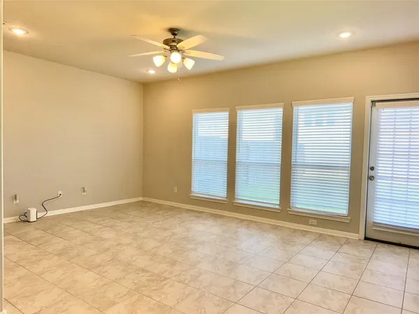 $240,000 | 514 North 6th Street, La Porte, TX 77571