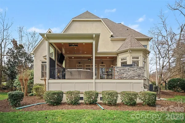 $1,550,000 | 401 Wingfoot Drive, Waxhaw, NC 28173