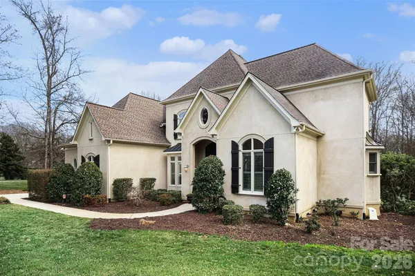 $1,550,000 | 401 Wingfoot Drive, Waxhaw, NC 28173
