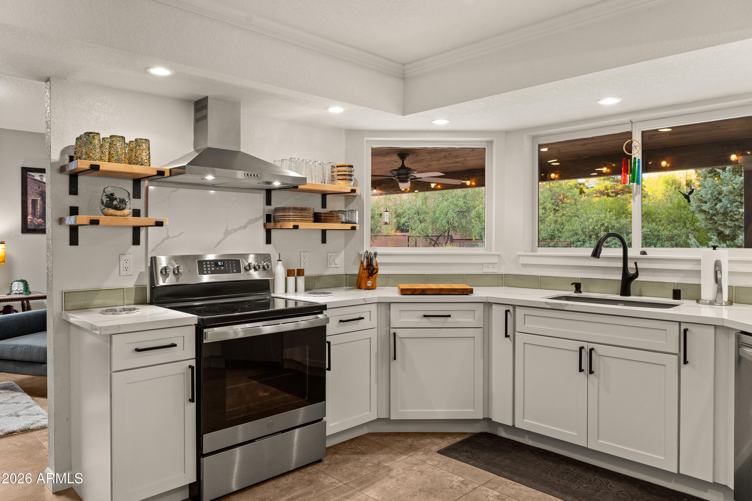 300 Raintree Road Sedona, AZ 86351 - Photo 23 of 65 JL_300RainTreeRd-interiors-CommonAreas-1