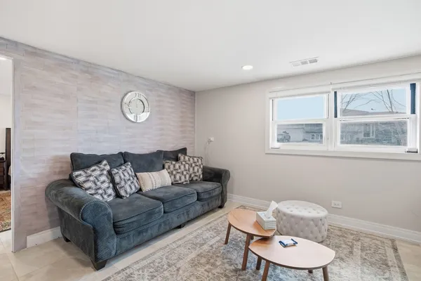 $449,900 | 10459 South 81st Avenue, Palos Hills, IL 60465