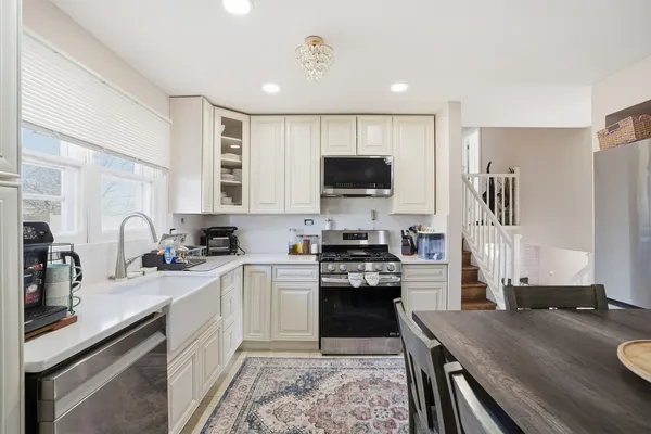 $449,900 | 10459 South 81st Avenue, Palos Hills, IL 60465
