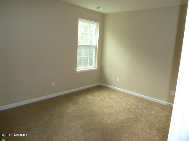148 Glory Road Beaufort, SC 29906 - Photo 14 of 17 Guest Bedroom 1