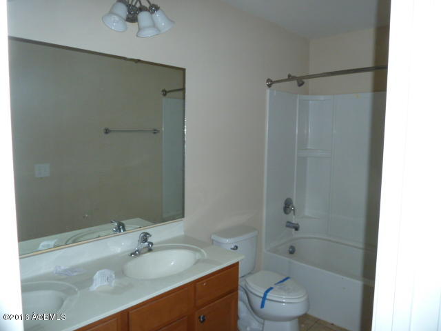 148 Glory Road Beaufort, SC 29906 - Photo 16 of 17 Guest Bath