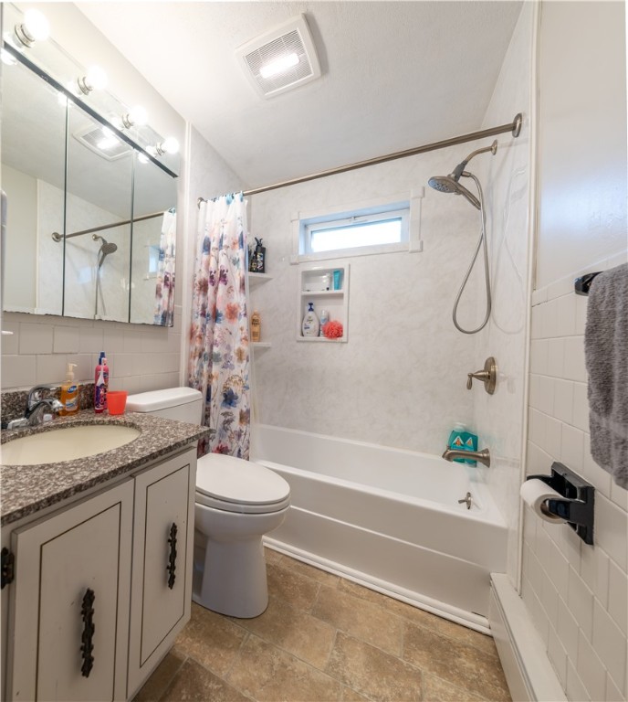 216 Burrington Street Woonsocket, RI 02895 - Photo 8 of 18