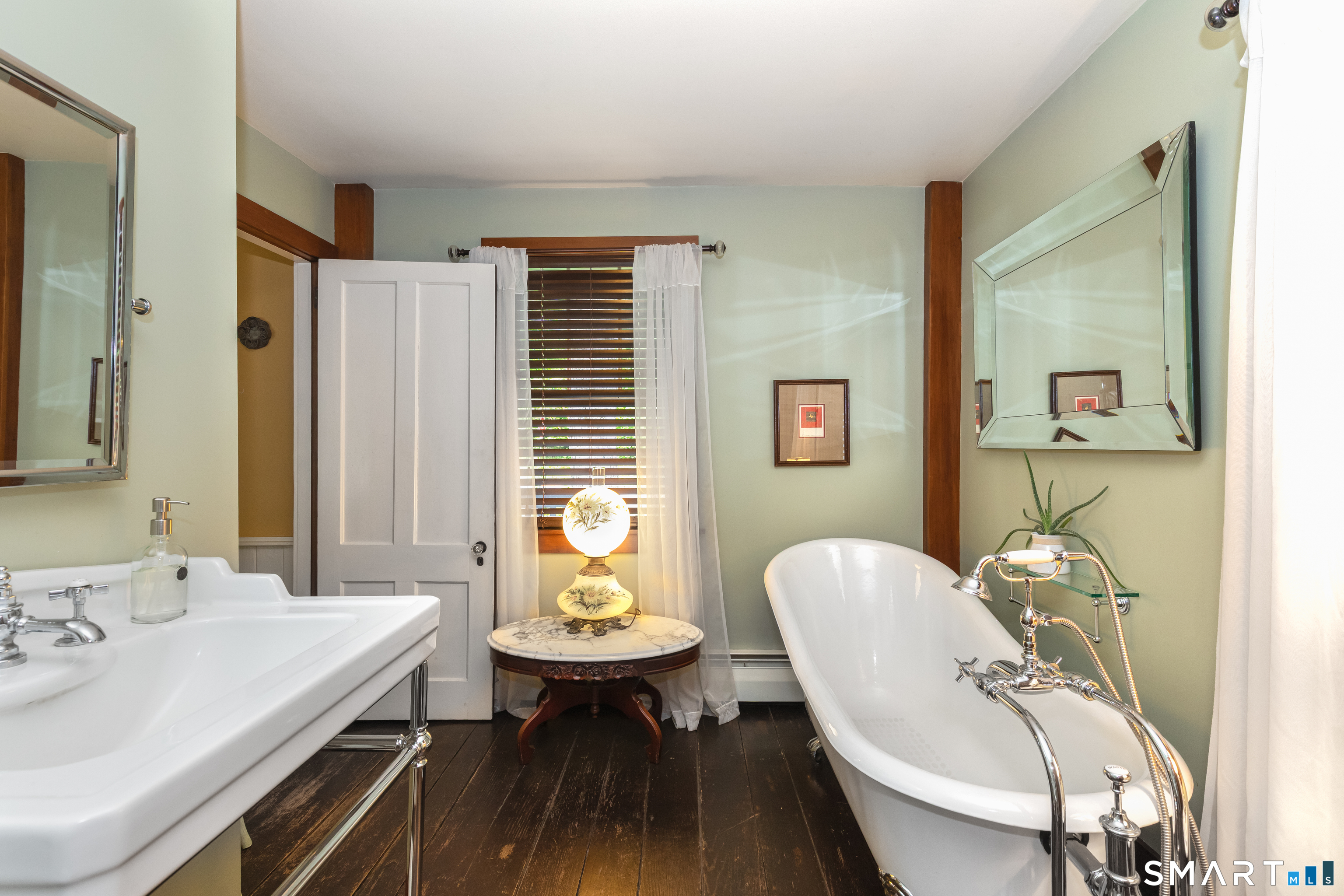 635 Northfield Road Watertown, CT 06795 - Photo 15 of 40 Custom full bath