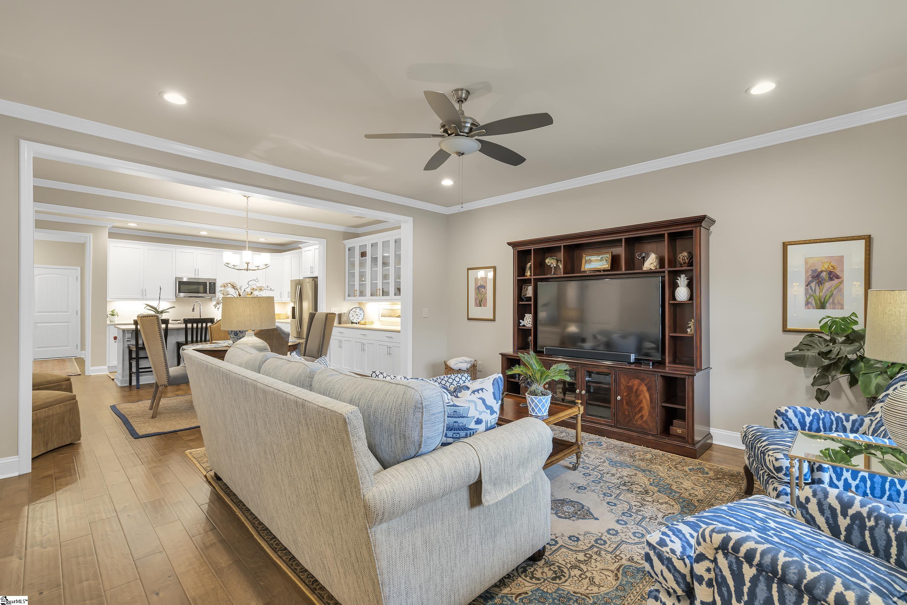 108 Danvers Road Greenville, SC 29607 - Photo 6 of 25 Gallery Image 6