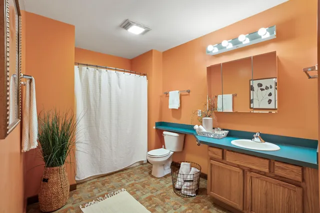 $430,000 | 141 North Water Street, Unit 11, Milwaukee, WI 53202