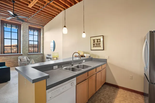 $430,000 | 141 North Water Street, Unit 11, Milwaukee, WI 53202