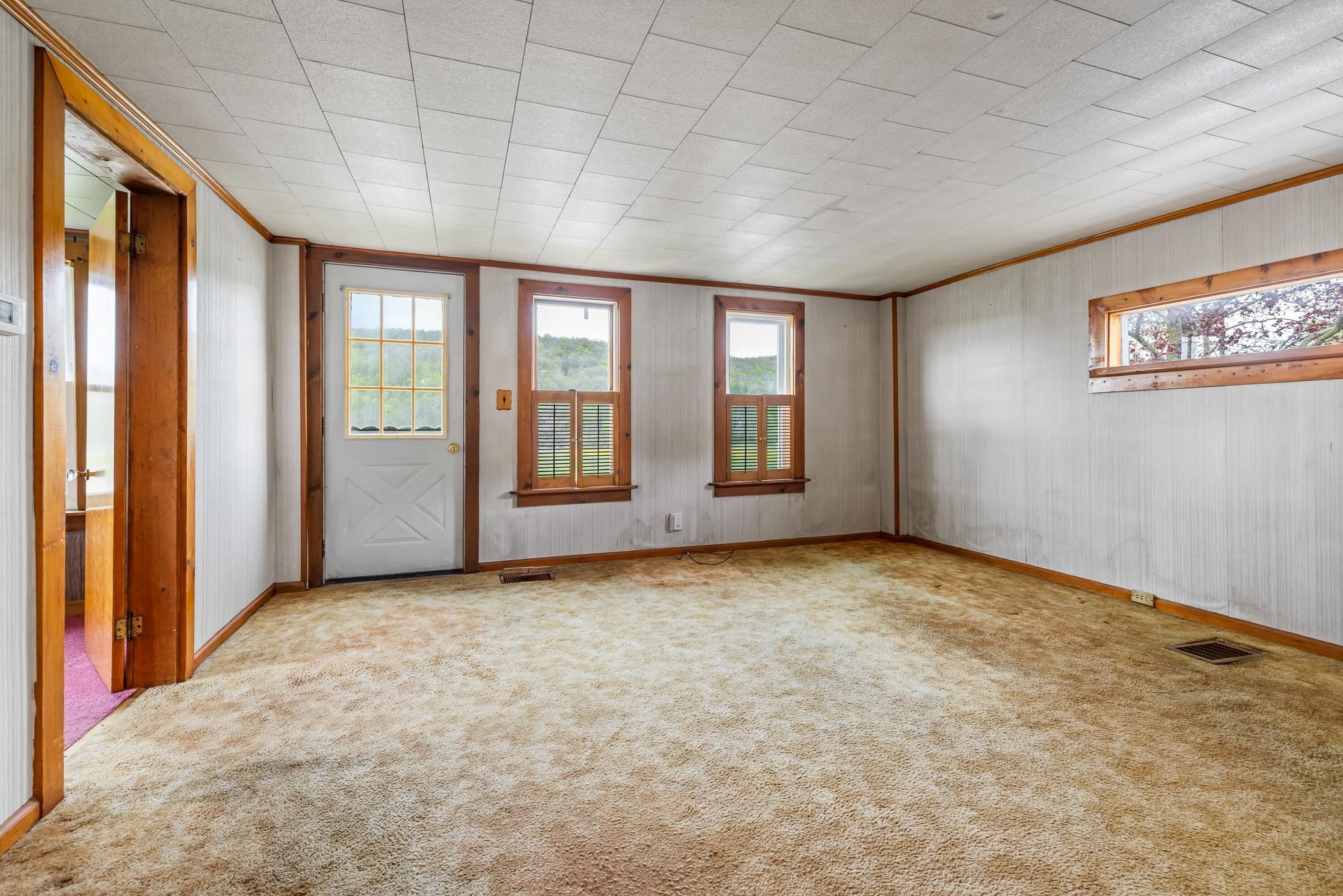 1384 Highway 153 Rupert, VT 05776 - Photo 11 of 32