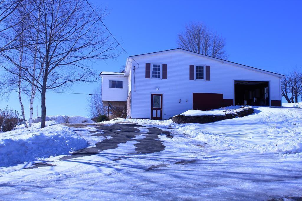 261 Childs Road Norridgewock, ME 04957 - Photo 2 of 32 Photo