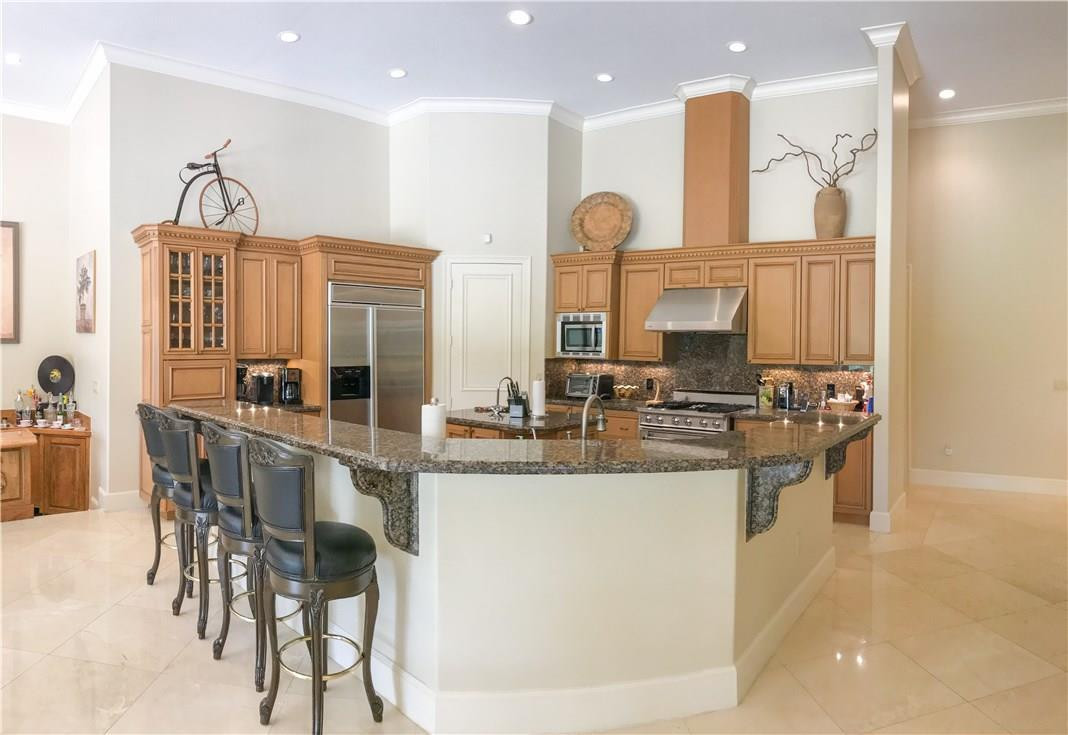 5571 Southwest 145th Avenue Southwest Ranches, FL 33330 - Photo 20 of 40 KITCHEN W/SNACK BAR TOP