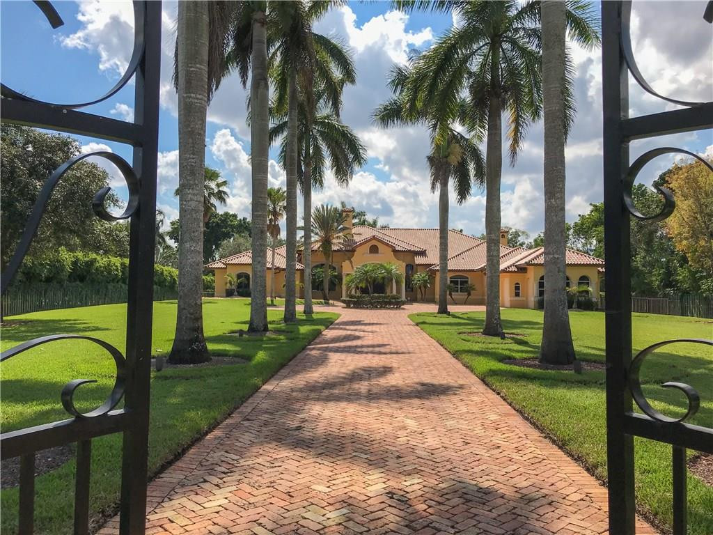 5571 Southwest 145th Avenue Southwest Ranches, FL 33330 - Photo 4 of 40 GATED FRONT ENTRANCE