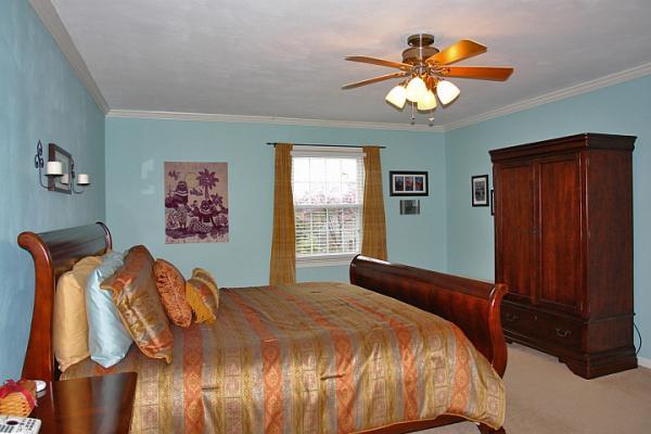 2620 Turnberry Road Salem, VA 24153 - Photo 7 of 13 Master Bedroom