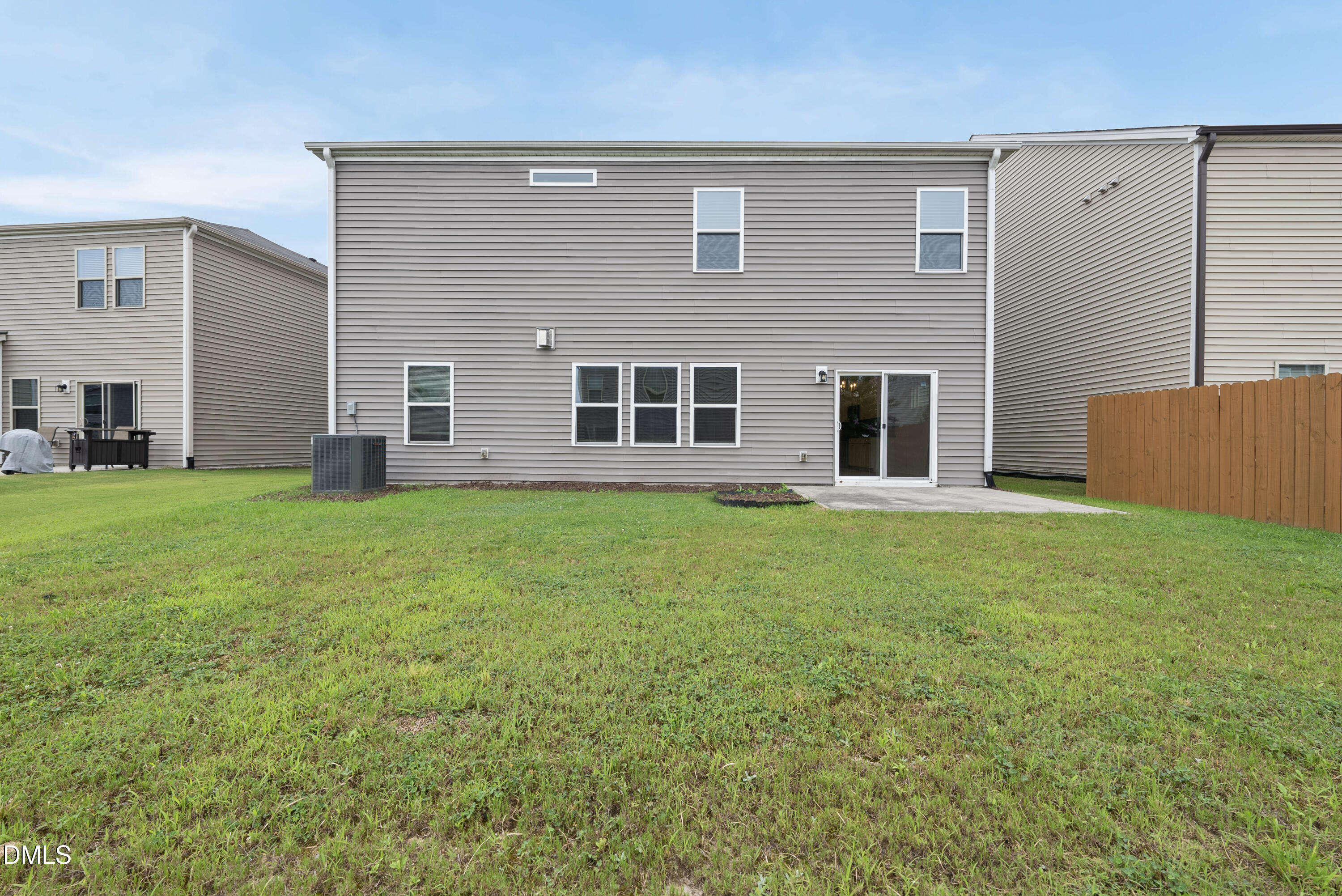 905 Lippincott Road Durham, NC 27703 - Photo 24 of 24 front view of a house with a yard