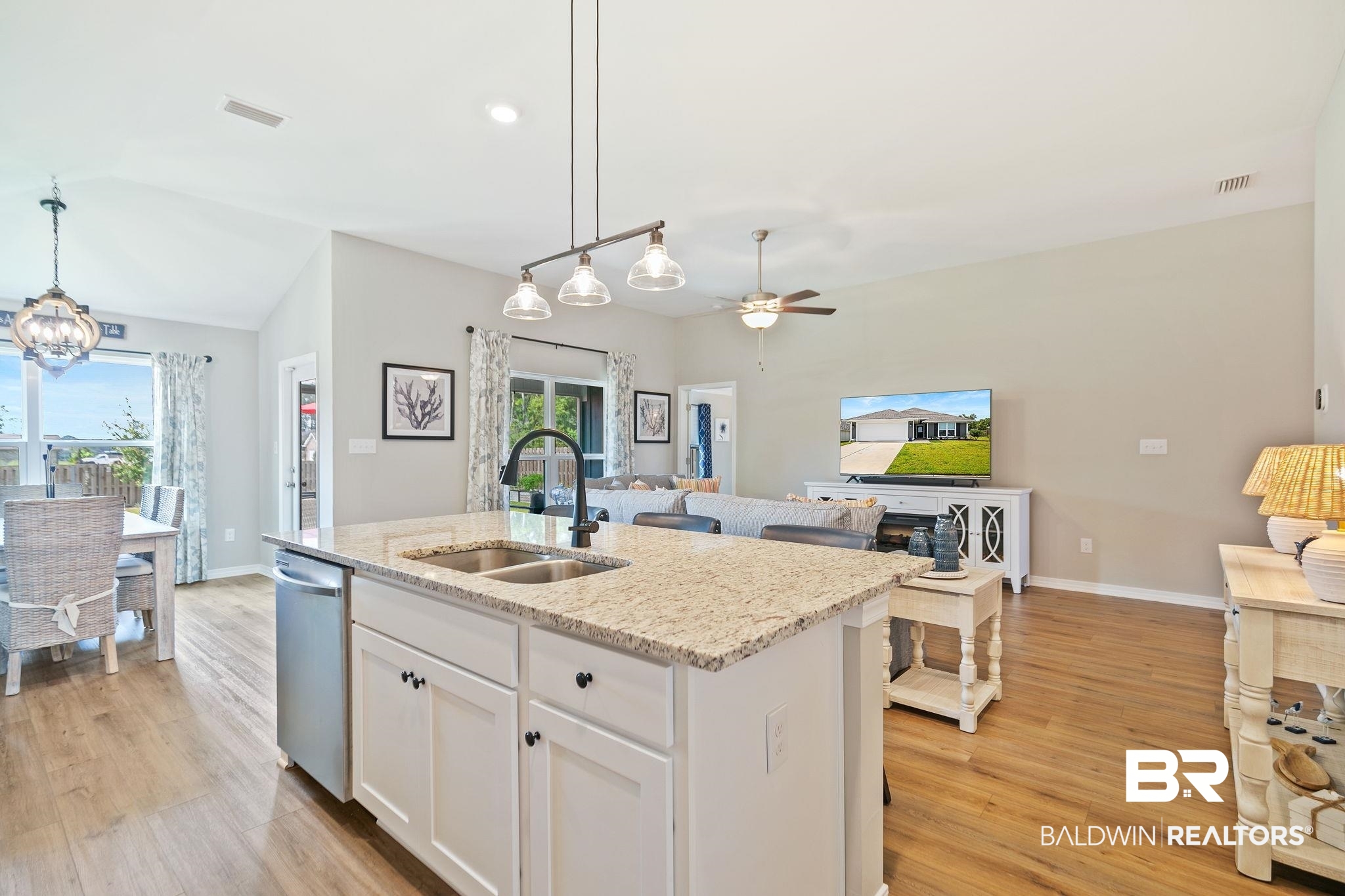 1187 Hayward Loop Foley, AL 36535 - Photo 4 of 65 Granite Countertops