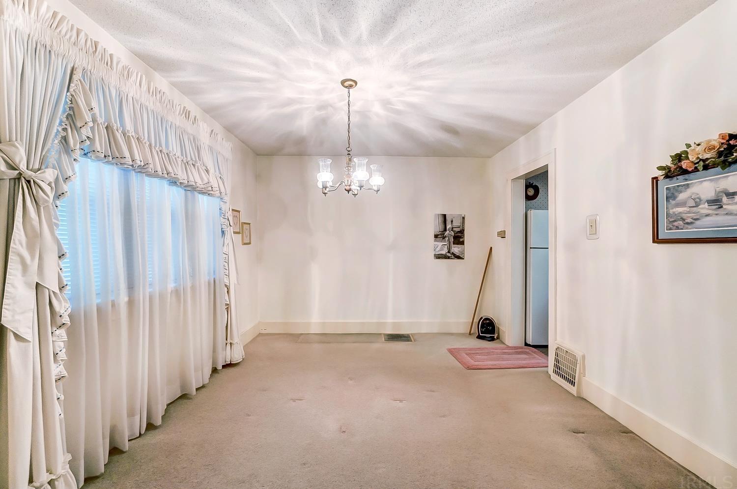 1508 Sinclair Street Fort Wayne, IN 46808 - Photo 8 of 36 Gallery Image 8