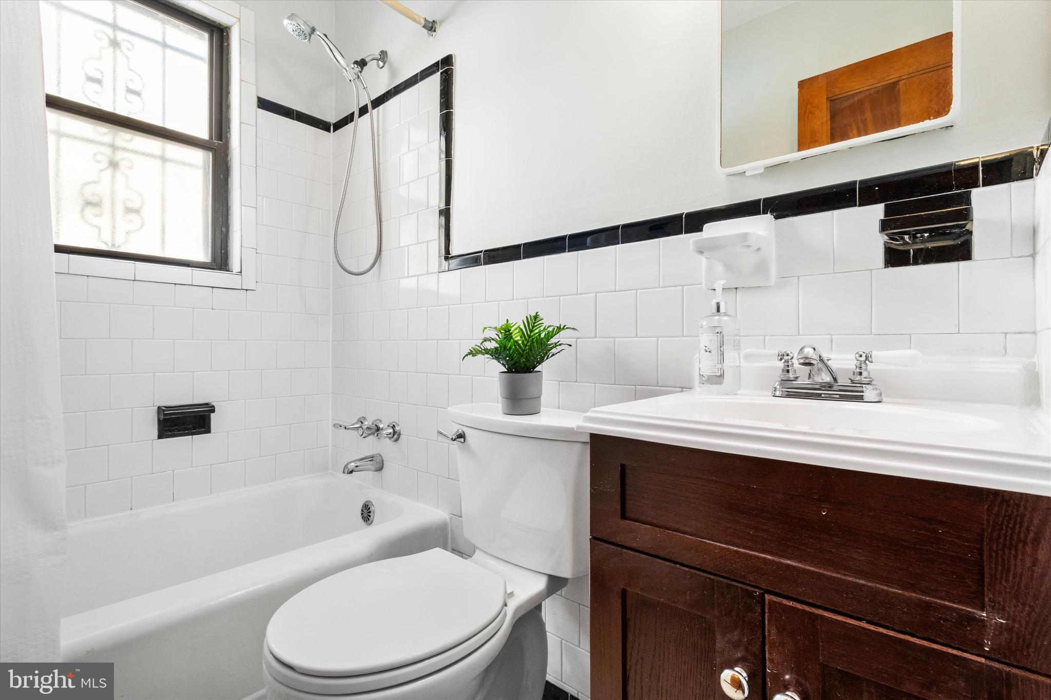 613 Hamlin Street Northeast, Unit 2 Washington, DC 20017 - Photo 13 of 34