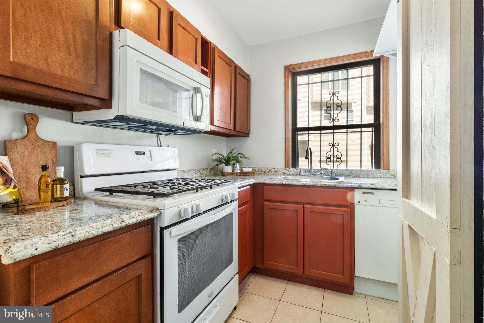 613 Hamlin Street Northeast, Unit 2 Washington, DC 20017 - Photo 10 of 34