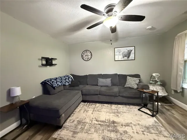 $132,500 | 1202 Valley Street, Hannibal, MO 63401