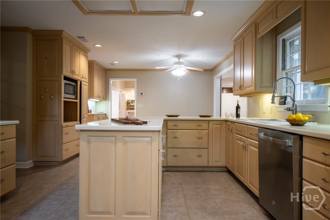 139 Lake Forest Drive Athens, GA 30607 - Photo 11 of 65