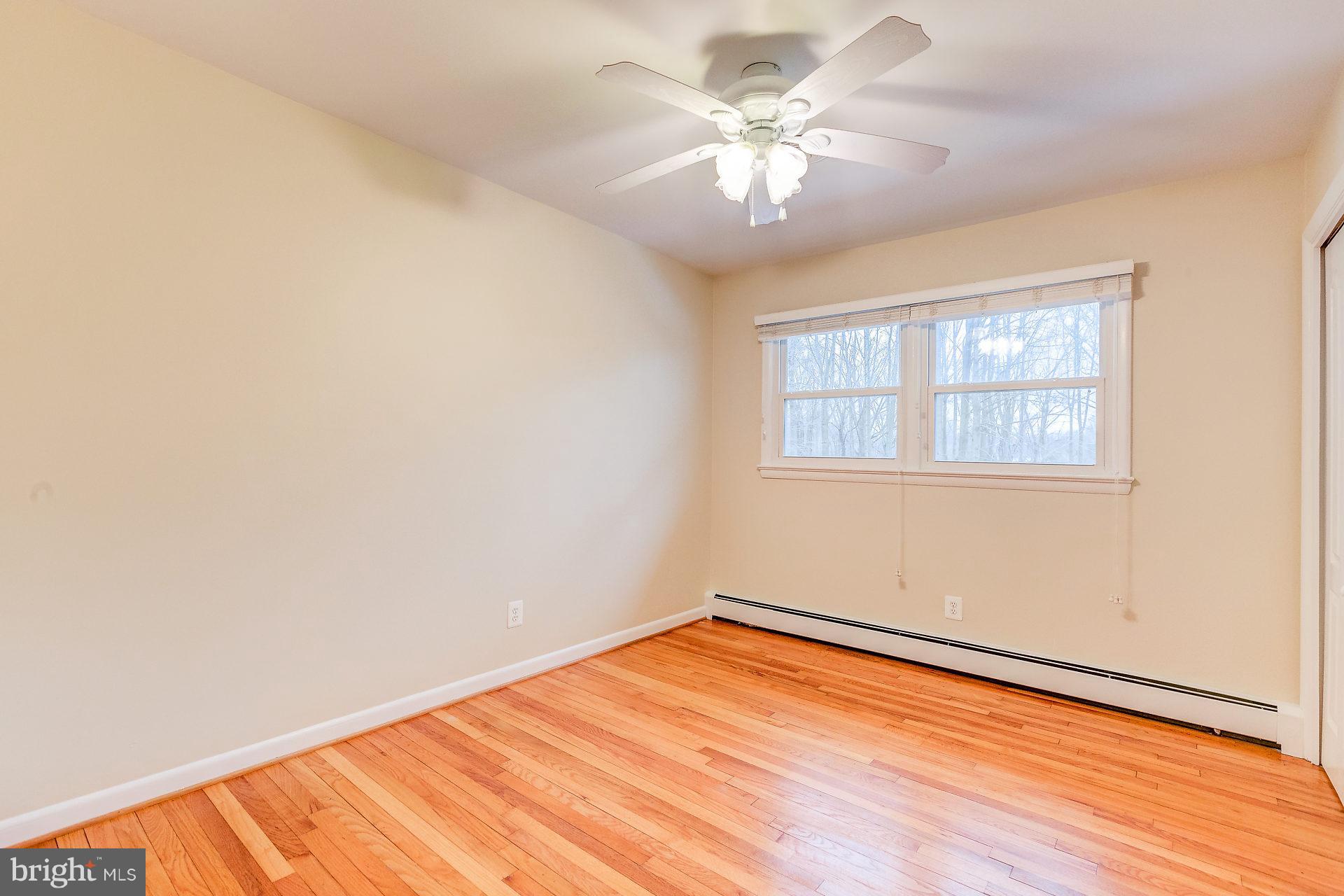 2880 Holland Cliffs Road Huntingtown, MD 20639 - Photo 17 of 30 Bedroom