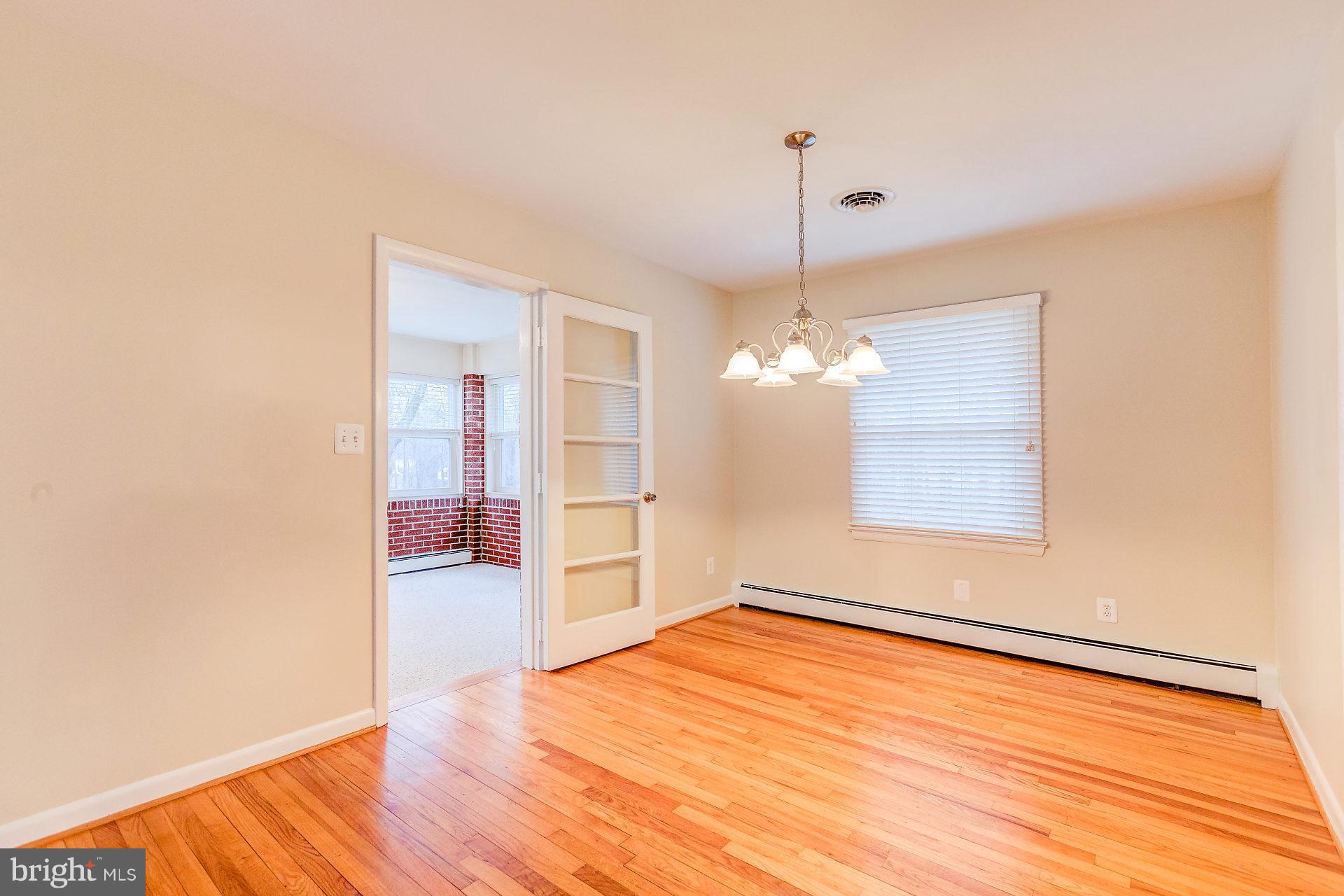 2880 Holland Cliffs Road Huntingtown, MD 20639 - Photo 10 of 30 Dining Room