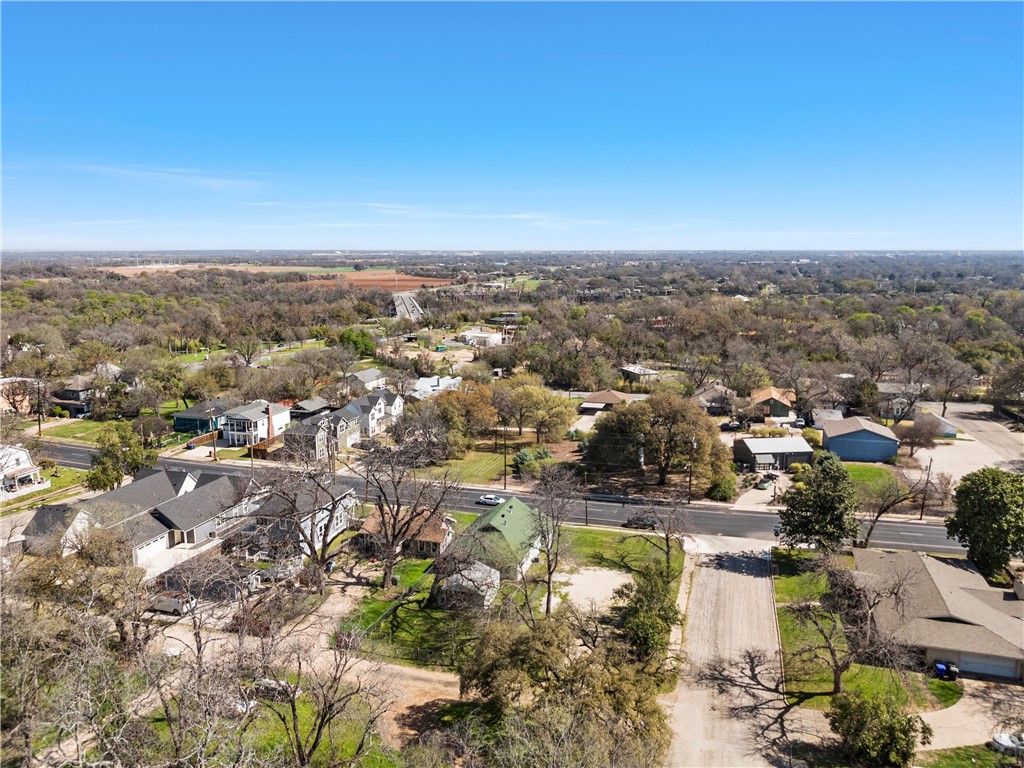 2012 North 5th Street Waco, TX 76708 - Photo 28 of 29 an aerial view of a city with lots of residential buildings