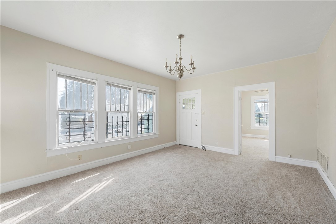 2012 North 5th Street Waco, TX 76708 - Photo 5 of 29 a view of an empty room with a window