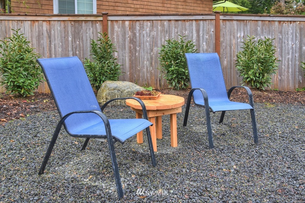 5796 Northeast Foster Road Bainbridge Island, WA 98110 - Photo 8 of 25