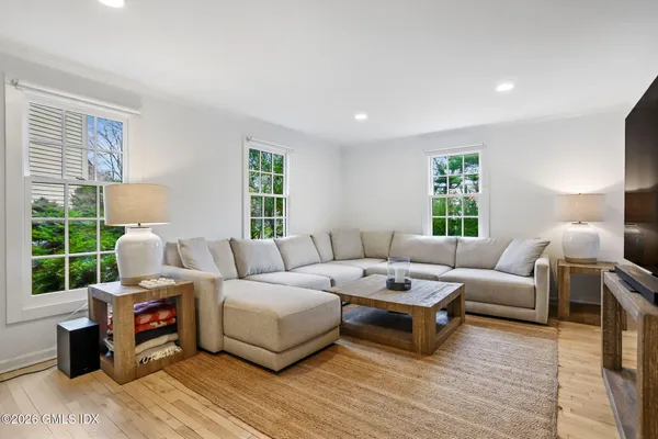 $14,000 | 87 Dolphin Cove Quay, Stamford, CT 06902