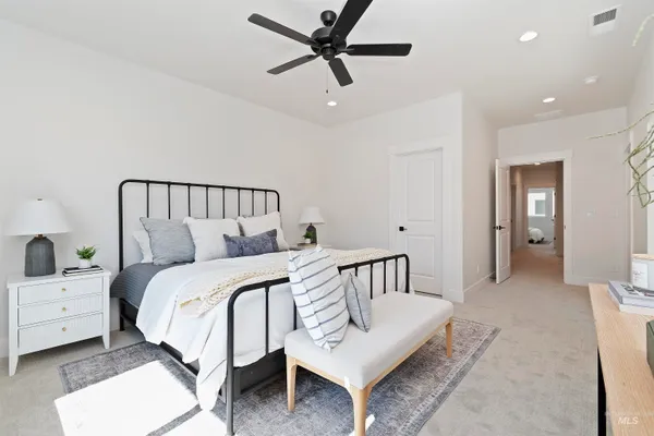 $399,880 | 724 South Calhoun Lane, Star, ID 83669