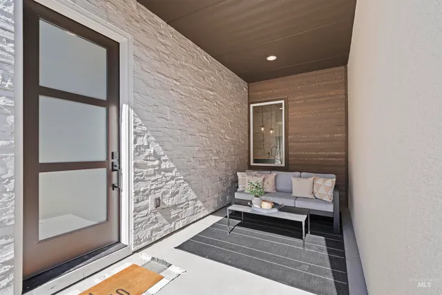 $429,880 | 724 South Calhoun Lane, Star, ID 83669