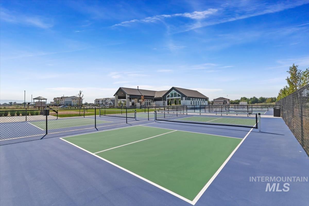 724 South Calhoun Lane Star, ID 83669 - Photo 44 of 46 View of profession pickle ball court (6 courts)