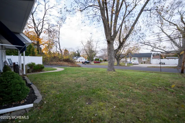 $550,000 | 813 Raleigh Drive, Toms River, NJ 08753