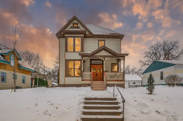 $685,000 | 2302 Brewster Street, St. Paul, MN 55108