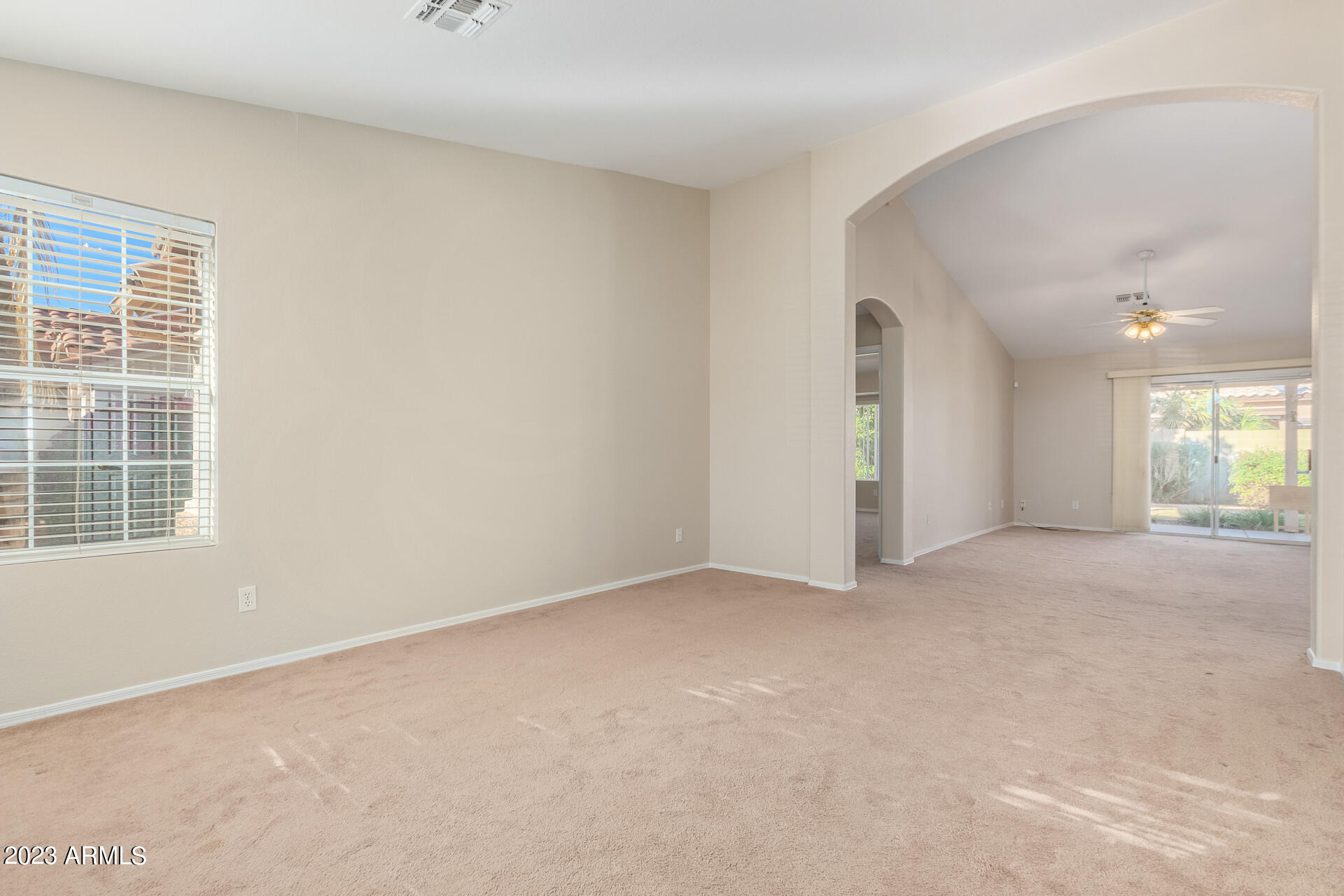 2182 East Ranch Court Gilbert, AZ 85296 - Photo 8 of 37 08 - Ranch 2182